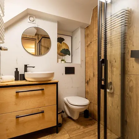 Victus Underground Near The In By Renters